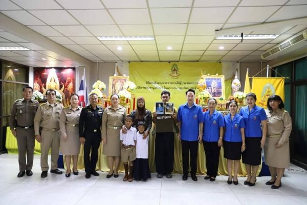 You are currently viewing ร่วมพิธีมอบสิ่งของพระราชทานจากมูลนิธิราชประชานุเคราะห์ในพระบรมราชูปถัมภ์ ประจำจังหวัดปทุมธานี ณ สนง.ทต.หนองสามวัง อ.หนองเสือ จ.ปทุมธานี