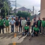 กองสาธารณสุข องค์การบริหารส่วนจังหวัดปทุมธานี ลงพื้นที่ปฏิบัติงานพ่นหมอกควันกำจัดยุงตัวแก่ ณ หมู่บ้านกฤษณา 1 ตําบกระแชง อำเภอสามโคก จังหวัดปทุมธานี เ