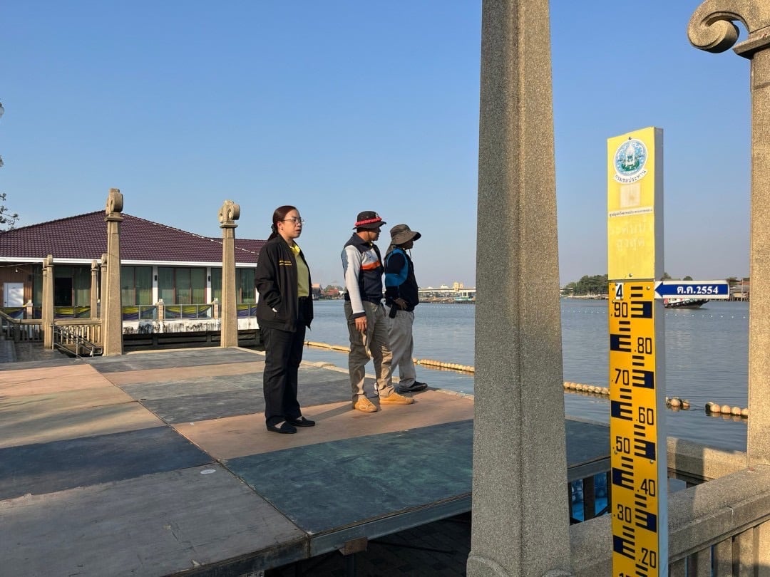 You are currently viewing กองป้องกันและบรรเทาสาธารณภัย​ พร้อมเจ้าหน้าที่กองป้องกันฯ ลงพื้นที่ตรวจสอบความปลอดภัยพร้อมสนับสนุนรถน้ำดับเพลิงและเจ้าหน้าที่ เพื่อฉีดน้ำทำความสะอาดบริเวณสถานที่จัดการแข่งขันเรือยาวประเพณี จังหวัดปทุมธานี ชิงถ้วยพระราชทานฯ ประจำปี 2567