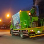 องค์การบริหารส่วนจังหวัดปทุมธานี นำรถฉีดพ่นละอองฝอยลงพื้นที่ เพื่อลดปริมาณฝุ่น PM2.5 ให้กับประชาชน ในจังหวัดปทุมธานี