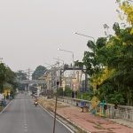 องค์การบริหารส่วนจังหวัดปทุมธานี ดำเนินการตรวจสอบไฟฟ้าส่องสว่างทางสาธารณะ บริเวณริมเขื่อนเลียบคลองรังสิต หมู่ที่ 3 ตำบลบ้านใหม่