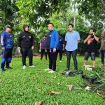 องค์การบริหารส่วนจังหวัดปทุมธานี ให้ความอนุเคราะตัดต้นไม้ที่หักโค่นล้มพาดสายไฟฟ้า และบ้านเรือนของประชาชน เนื่องจากเหตุพายุฝนลมกระโชกแรง