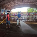 องค์การบริหารส่วนจังหวัดปทุมธานี นำรถน้ำให้บริการชุมชนในการแก้ไขปัญหาฝุ่นละออง และทำความสะอาดอาคารเรียน เตรียมความพร้อมในการเปิดเรียนที่ 1 ประจำปีการศึกษา 2568