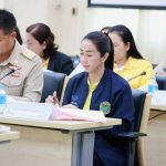 โครงการรถตัดแว่นสายตาเคลื่อนที่สภากาชาดไทยเพื่อเด็กนักเรียนในชนบท จังหวัดปทุมธานี