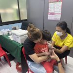 โรงพยาบาลส่งเสริมสุขภาพตำบล​บึงกาสาม ​2 หมู่ที่​ 7 องค์การบริหารส่วน​จังหวัดปทุมธานี ให้บริการฉีดวัคซีนป้องกันโรคไข้หวัดใหญ่ 4 สายพันธุ์​