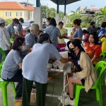 โรงพยาบาลส่งเสริมสุขภาพตำบลคลองหนึ่ง สังกัดองค์การบริหารส่วนจังหวัดปทุมธานี ลงพื้นที่ให้บริการฉีดวัคซีนป้องกันโรคไข้หวัดใหญ่ 4 สายพันธุ์
