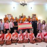 อบจ.ปทุมธานี ถวายเงินอุดหนุนเพื่อสมทบการก่อสร้างหลังคาคลุมลานอเนกประสงค์ วัดโบสถ์ ตำบลบ้านกลาง อำเภอเมืองปทุมธานี จังหวัดปทุมธานี