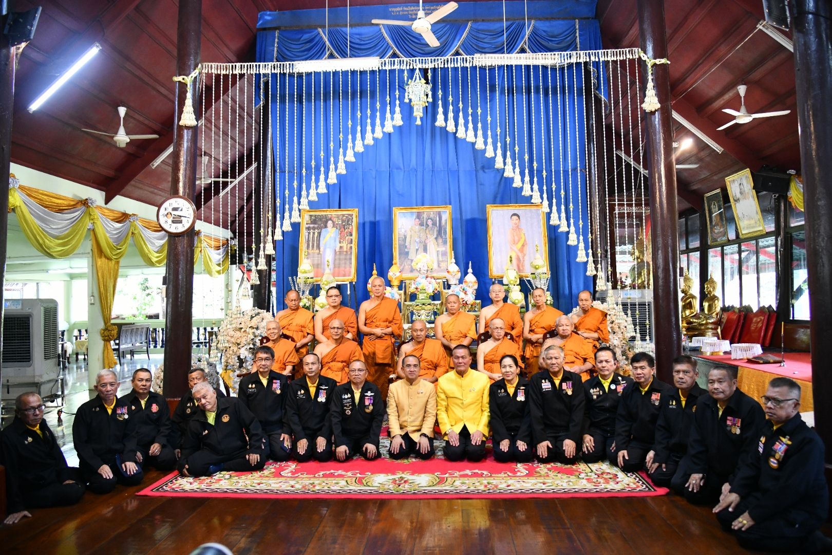 You are currently viewing พิธีเจริญพระพุทธมนต์ถวายพระพรชัยมงคลแด่พระบาทสมเด็จพระเจ้าอยู่หัวและพระบรมวงศานุวงศ์ ประจำปีพุทธศักราช 2568 ประจำเดือนสิงหาคม