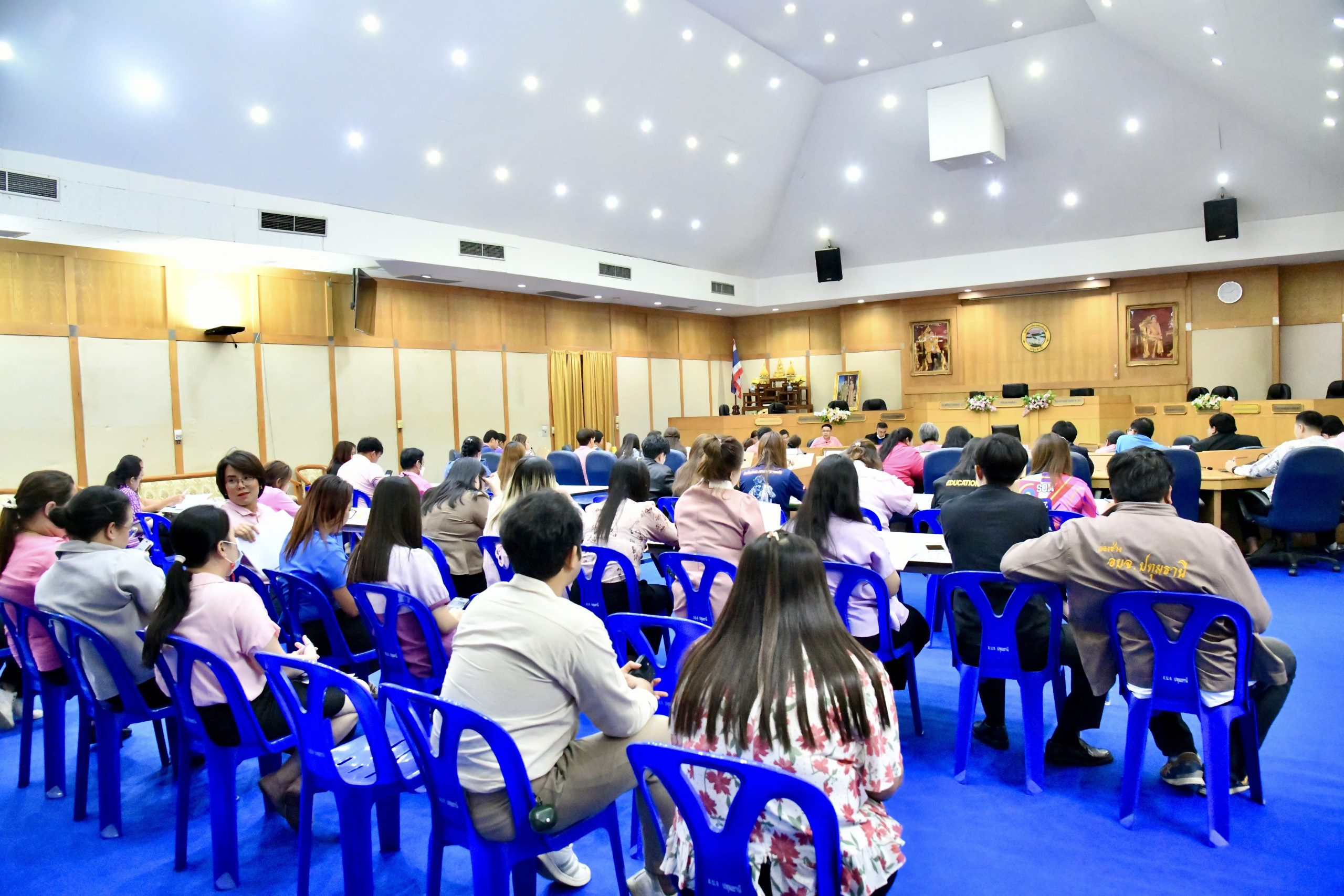 You are currently viewing การประชุมเตรียมความพร้อมเพื่อรับการประเมินประสิทธิภาพและประสิทธิผลการปฏิบัติราชการเพื่อเสนอขอรับเงินรางวัลประจำปีสำหรับข้าราชการ ลูกจ้าง และพนักงานจ้าง ขององค์การบริหารส่วนจังหวัดปทุมธานี ประจำปีงบประมาณ พ.ศ. 2568 ครั้งที่ 1/2568