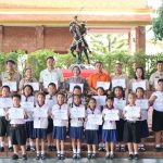 โรงเรียนวัดป่างิ้ว สังกัดองค์การบริหารส่วนจังหวัดปทุมธานี มอบเกียรติบัตรให้แก่คณะครูและนักเรียนที่เข้าร่วมงานชุมนุมลูกเสือสำรองแห่งชาติ ครั้งที่ 2 พ.ศ. 2568